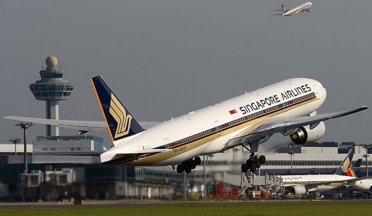 Exxon Mobil bán nhiên liệu hàng không bền vững cho Singapore Airlines Exxon Mobil bán nhiên liệu hàng không bền vững cho Singapore Airlines