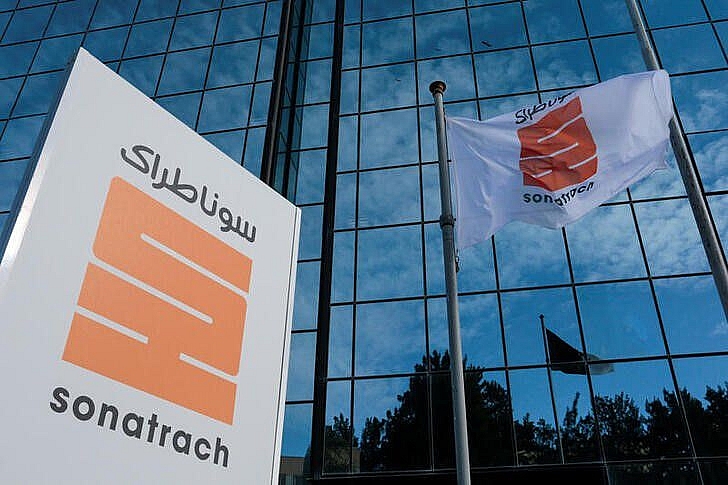 Nigeria ký Hợp đồng phân chia sản lượng với Sonatrach Nigeria ký Hợp đồng phân chia sản lượng với Sonatrach
