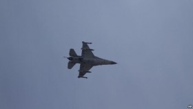 Syria oanh kích Liban, quân nổi dậy có thủ tướng đầu tiên