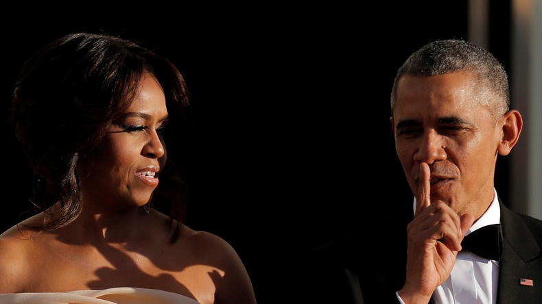 vo chong ong obama ky hop dong ban hoi ky
