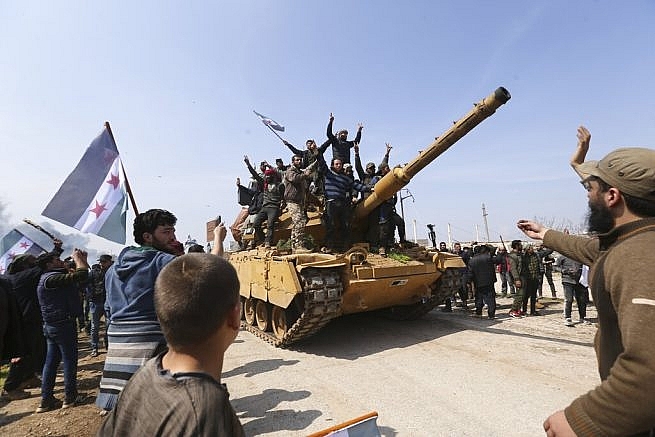 syria truoc con bao lon