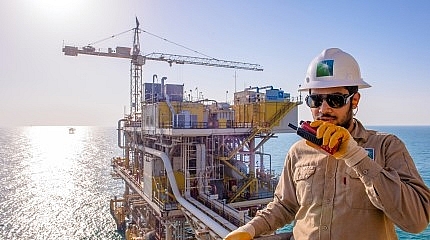 Công ty dầu mỏ lớn nhất thế giới giảm 40% doanh thu năm 2020 Công ty dầu mỏ lớn nhất thế giới giảm 40% doanh thu năm 2020