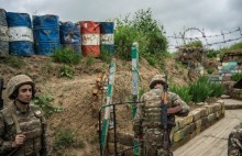 Nga kêu gọi Azerbaijan và Armenia kìm chế