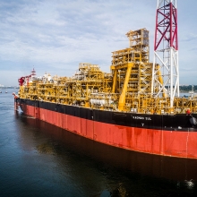 Total hoàn tất việc đưa vào khai thác dự án dầu khí lớn ngoài khơi Angola