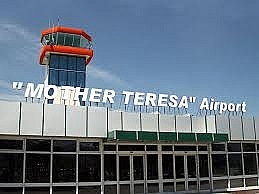 10 trieu euro bi cuop tren may bay o albania