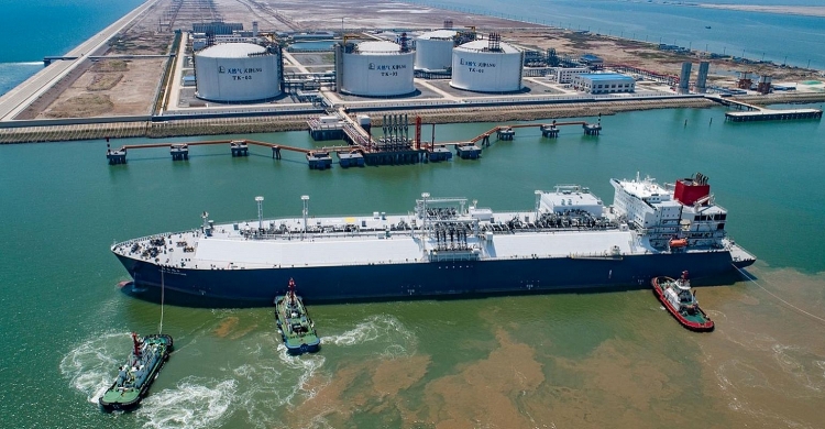 sinopec xay dung kho chua lng tai thien tan