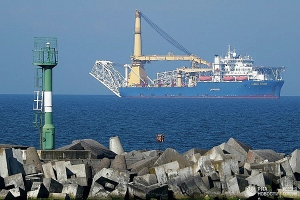 Tàu chiến và máy bay “lạ” chống phá việc xây dựng Nord Stream 2 Tàu chiến và máy bay “lạ” chống phá việc xây dựng Nord Stream 2