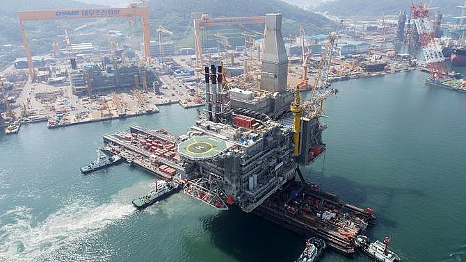 Exxon Mobil dự kiến bán tháo tài sản ở Nga Exxon Mobil dự kiến bán tháo tài sản ở Nga