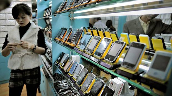 Kéo thả ảnh vào nội dung biên tập