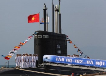 Liệu Việt Nam có giảm mua vũ khí của Nga?