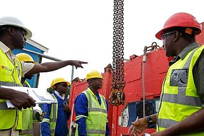 Total thỏa thuận mua tài sản của Anadarko ở châu Phi total thoa thuan mua tai san cua anadarko o chau phi
