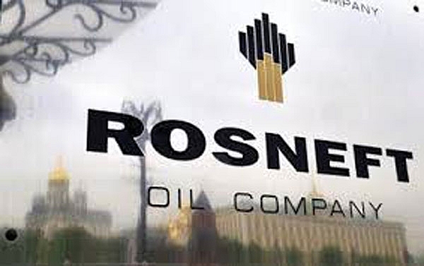rosneft tran an gioi dau tu ve khoan no cua venezuela