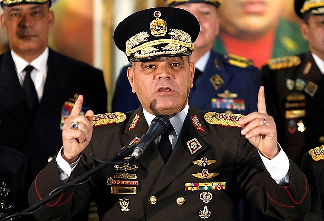 bo truong quoc phong venezuela tau cho dau iran se den venezuela bat chap su ngan can cua my