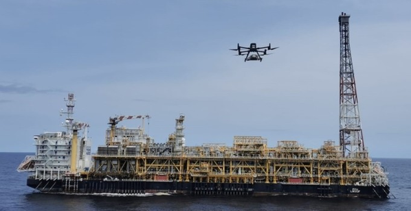 TotalEnergies giảm phát thải khí mê-tan bằng… máy bay không người lái TotalEnergies giảm phát thải khí mê-tan bằng… máy bay không người lái