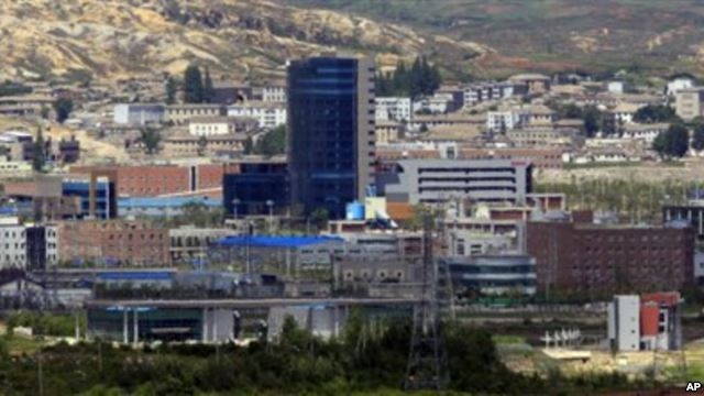 Kéo thả ảnh vào nội dung biên tập