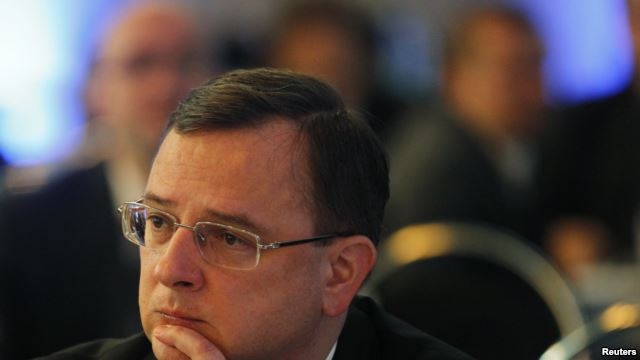 Kéo thả ảnh vào nội dung biên tập