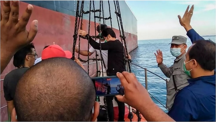 Indonesia thả hai tàu chở dầu của Iran và Panama sau 125 ngày giam giữ