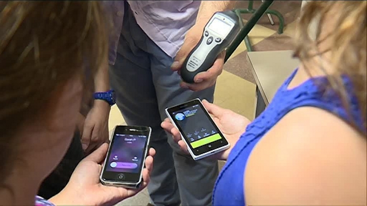 phap sap cam dien thoai di dong o truong hoc