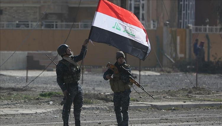 Mỹ mưu tính gì trong vụ ném bom mới nhất vào Syria và Iraq?
