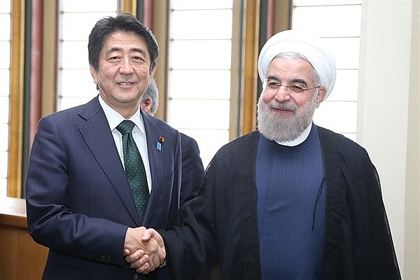nhat ban se ngung nhap khau dau tho iran duoi ap luc cua my
