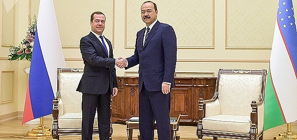 nga giup uzbekistan xay dung nmdhn