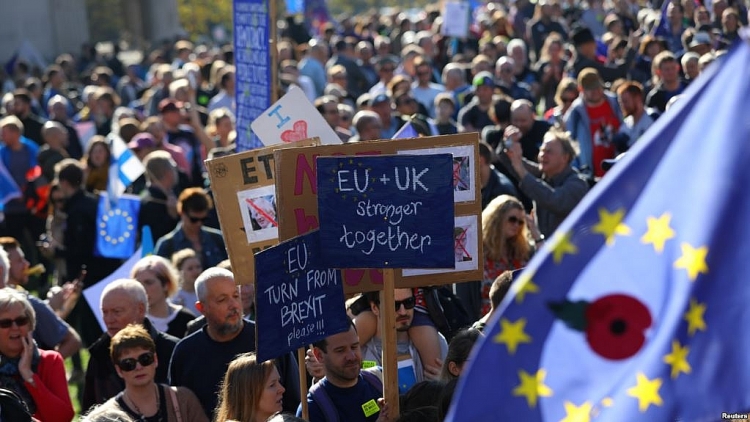 brexit di vao ngo cut dan anh muon bo phieu lan hai de o lai chau au