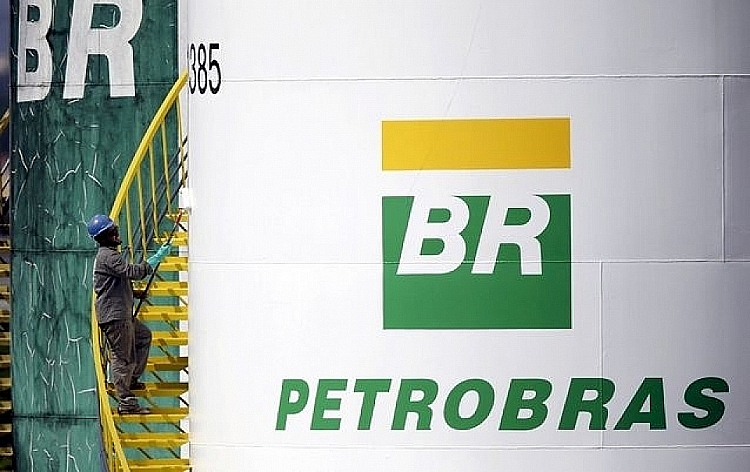 2137-3734-105716-unnamed