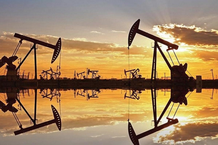 Dầu thô Brent lần đầu tiên trở lại mức trước đại dịch Covid-19 Dầu thô Brent lần đầu tiên trở lại mức trước đại dịch Covid-19