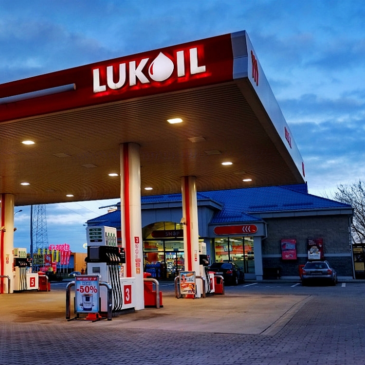 Lukoil khởi sắc trở lại Lukoil khởi sắc trở lại