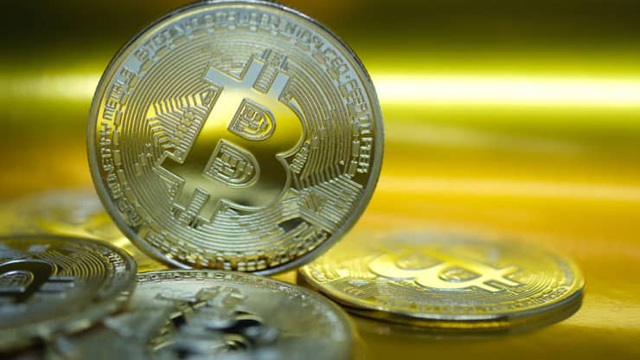 Hơn 950 triệu đồng một bitcoin, bong bóng này sắp nổ? - 1