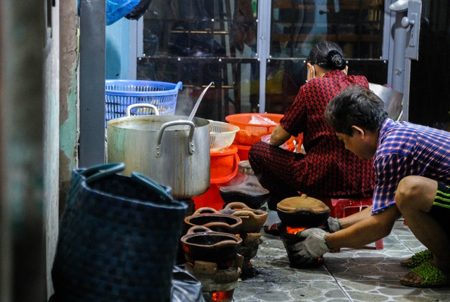 Mẹ già 70 tuổi và câu chuyện nồi lẩu gánh 3 thế hệ - 10