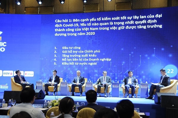 Các chuyên gia tha gia phiên thảo luận.