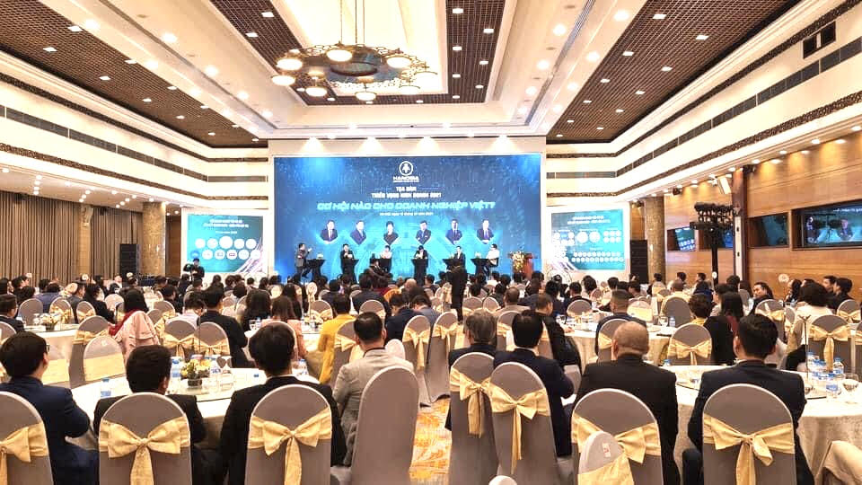 Toạ đàm thu hút được sự quan tâm của rất nhiều doanh nhân trẻ