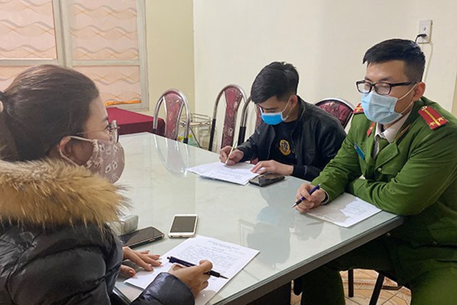 Đưa tin sai về dịch Covid-19, 2 người bị phạt 15 triệu đồng - 1