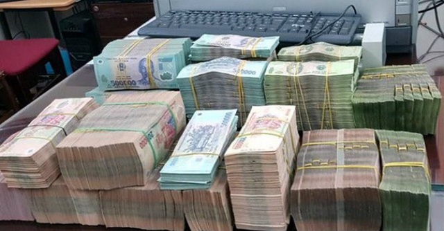 Chứng khoán bùng nổ hàng nghìn tỷ đồng mỗi phiên: Tiền đâu mà... lắm thế? - 1