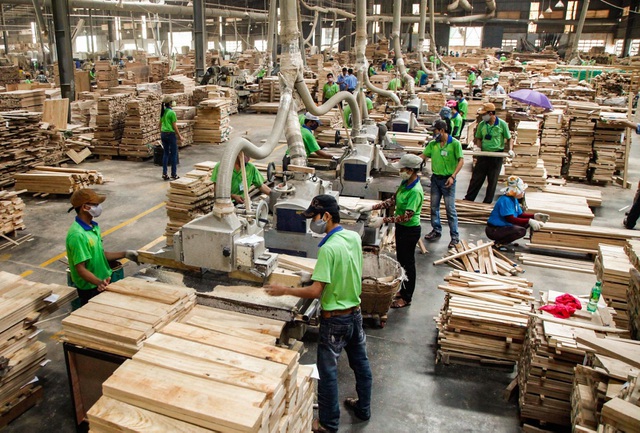 Vận động công nhân có quê thuộc vùng dịch ở lại Bình Dương đón Tết - 1