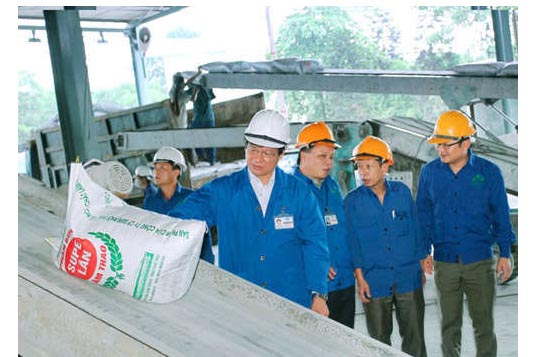Cổ phiếu LAS sau nhiều năm nằm sâu dưới giá trị trị sổ sách nay đã phục hồi về vùng giá 9000 đồng/cp