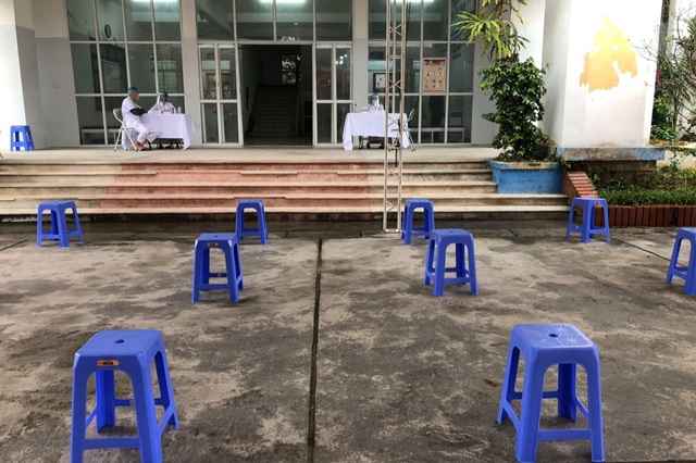 Hải Dương ưu tiên phụ nữ tiêm vắc xin Covid-19 trước nhân dịp 8/3 - 2 Hải Dương ưu tiên phụ nữ tiêm vắc xin Covid-19 trước nhân dịp 8/3 - 2