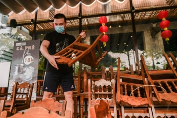 Người dân Hải Dương phấn khởi trước thời khắc kết thúc giãn cách xã hội