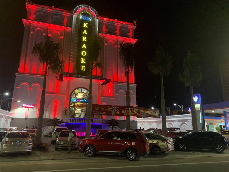 Nghệ An cho phép các dịch vụ thẩm mỹ, karaoke hoạt động trở lại kèm điều kiện