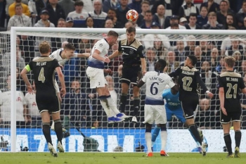 Nhìn lại chiến thắng ngọt ngào của Ajax trên sân Tottenham