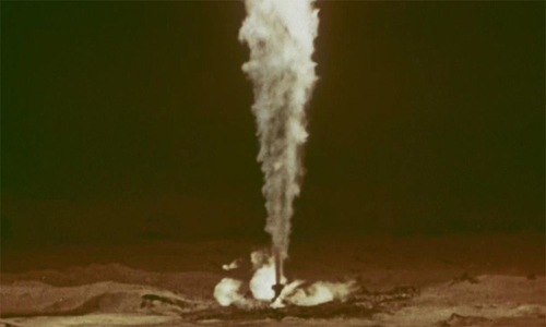 qua bom hat nhan dap dam chay ba nam khong tat cua lien xo nam 1966