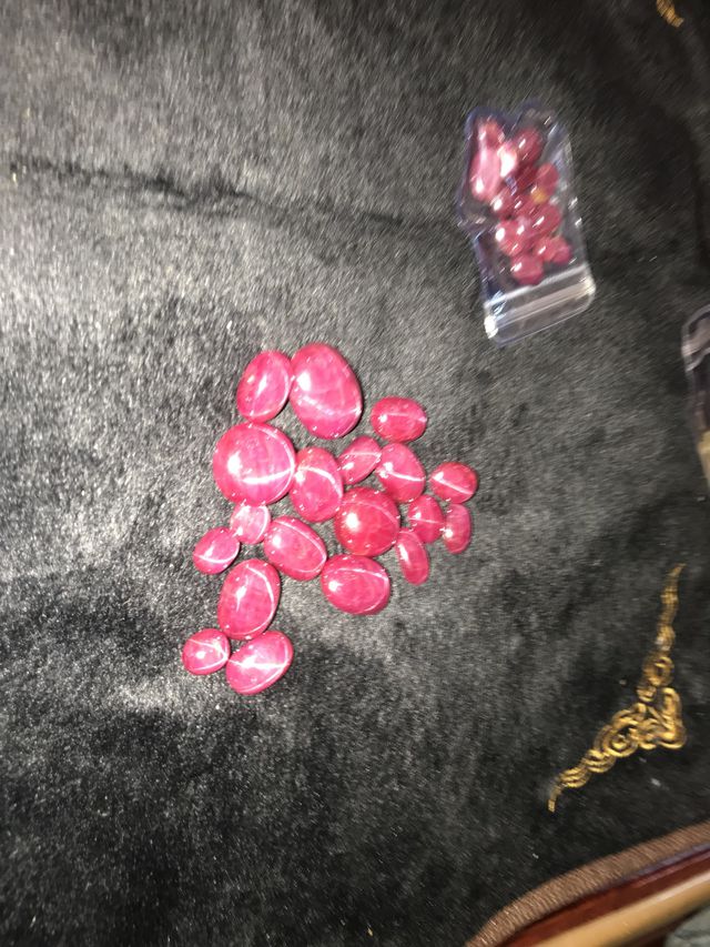 tra 21 ty dong bo da ruby sao sieu hiem dai gia van lac dau