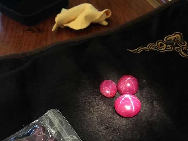 tra 21 ty dong bo da ruby sao sieu hiem dai gia van lac dau