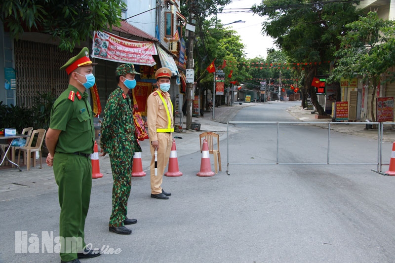 Thêm nhiều tỉnh, thành thực hiện giãn cách, cách ly y tế các khu vực liên quan ca nhiễm Covid-19