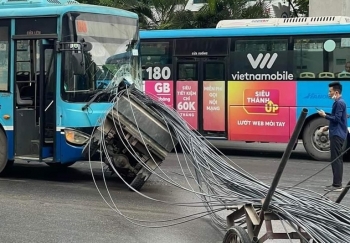 Hà Nội: Tăng cường kiểm tra xe thô sơ chở hàng cồng kềnh