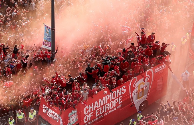 bien nguoi ruoc cup cung liverpool