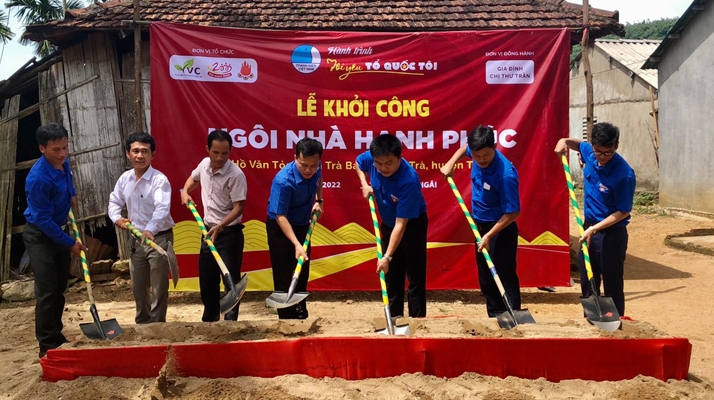 Hành trình “Tôi yêu Tổ quốc tôi” năm 2022 đến với đồng bào dân tộc thiểu số