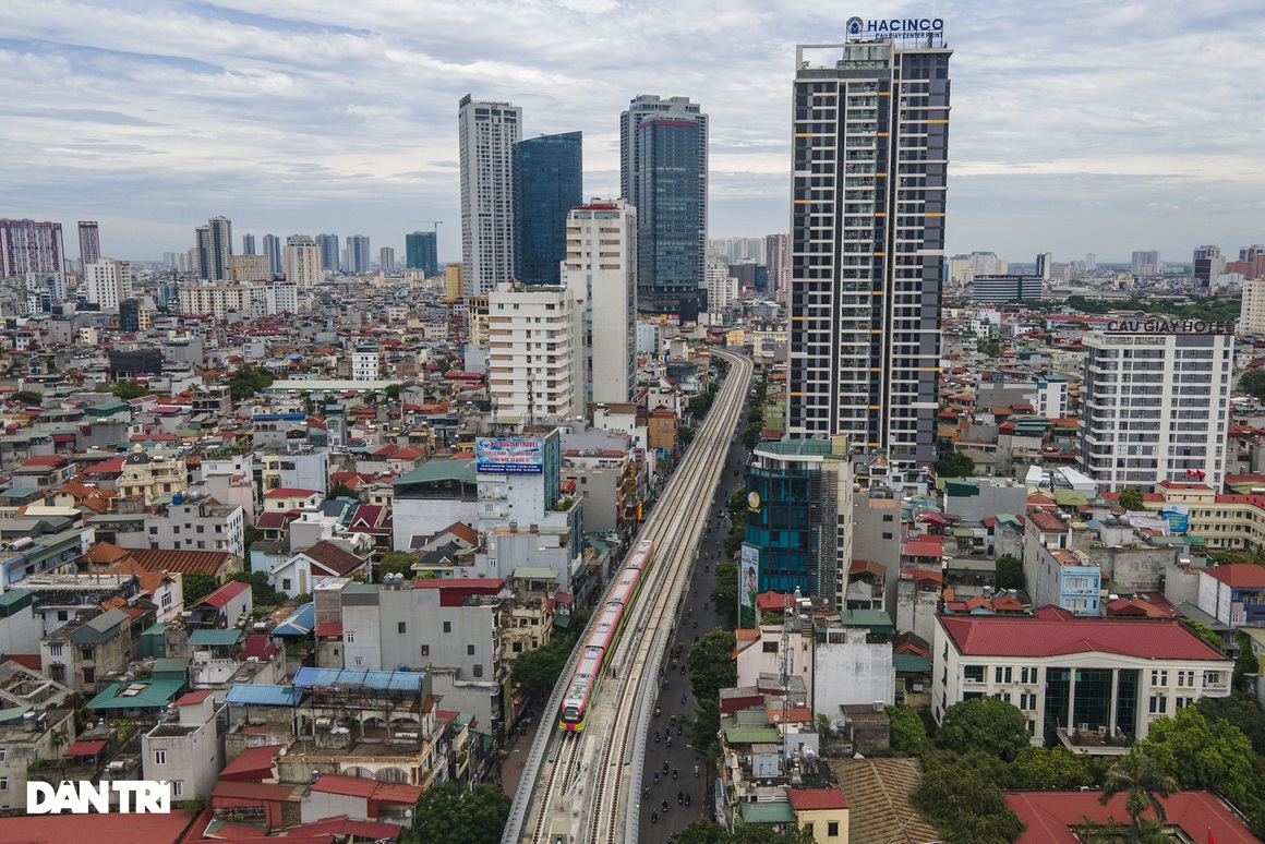 Cận cảnh đoàn tàu chạy thử toàn tuyến phần trên cao Metro Nhổn - ga Hà Nội - 12