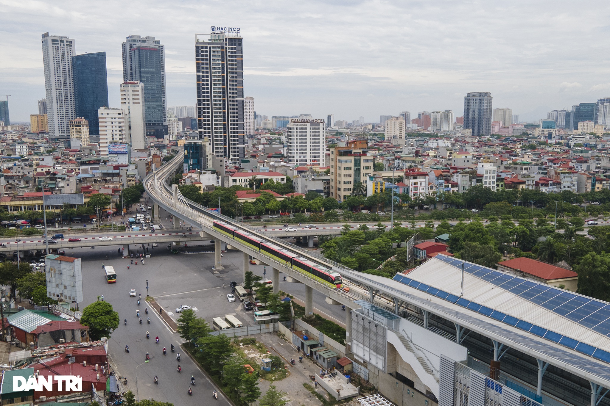 Cận cảnh đoàn tàu chạy thử toàn tuyến phần trên cao Metro Nhổn - ga Hà Nội - 10